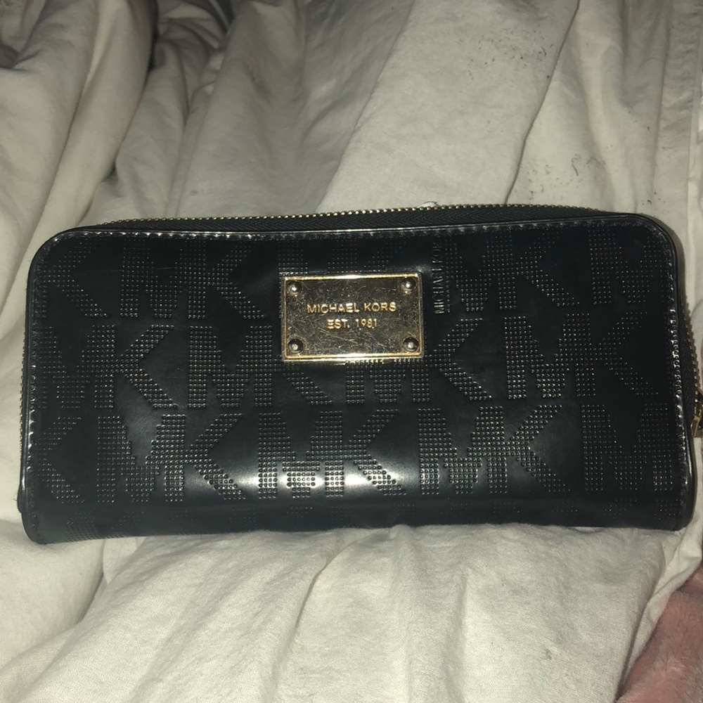 Black Michael Kors Wallet